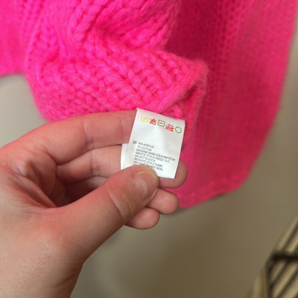 Cloth. - Picture 3 of 4